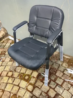 Office Leather Visitor Chair