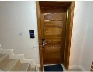 Luxury 2 Bedroom Apartment