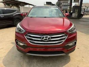 Hyundai Santa Fe 2017 Red