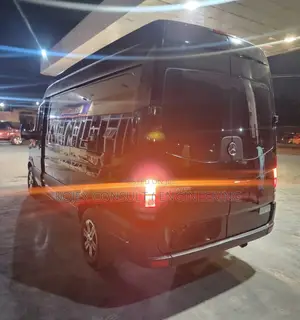 Mercedes-Benz Sprinter 2013 Black