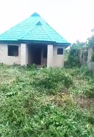 3bdrm Bungalow in Ado-Odo/Ota for sale