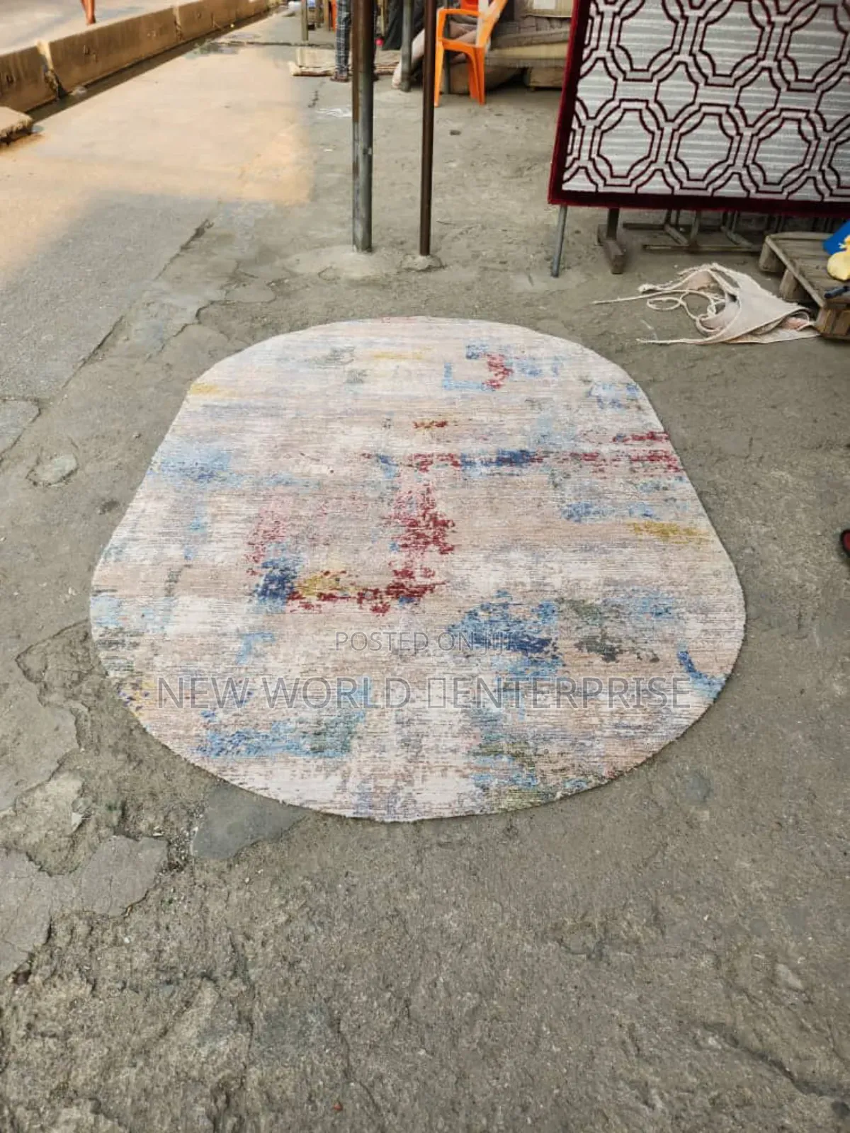 5by6 Feets Oval Shaped Modern Multi Coloured Turkish Centre Rug