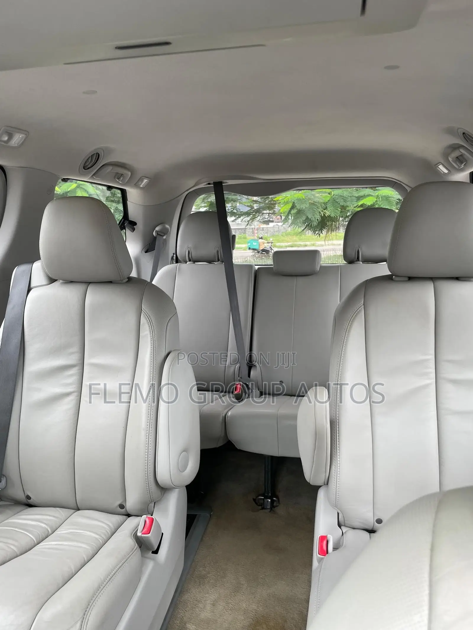 Toyota Sienna 2014 Gray