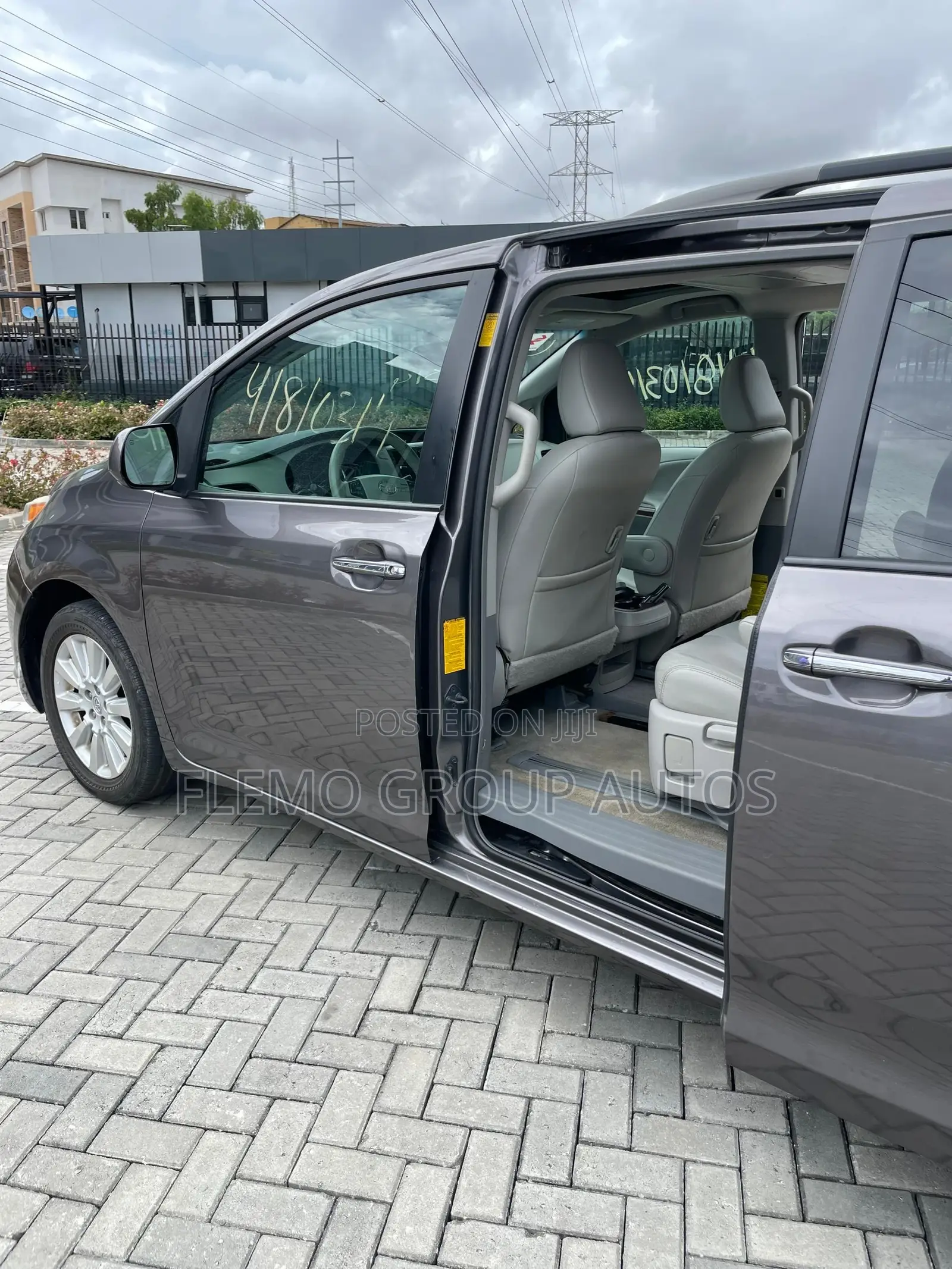 Toyota Sienna 2014 Gray