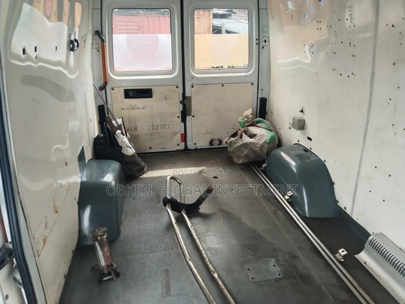 Mercedes-Benz Sprinter 2006 White