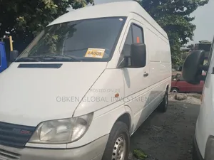Mercedes-Benz Sprinter 2006 White