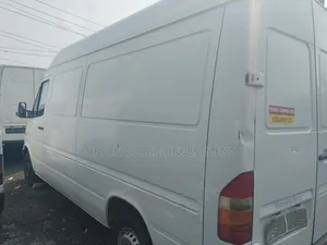 Mercedes-Benz Sprinter 2006 White