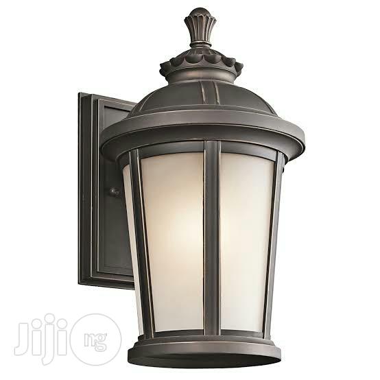 Modern Bronze Crafted Royal Lighting Chandelier