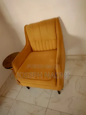 Single Chair