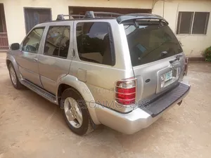 Infiniti QX4 2003 Silver