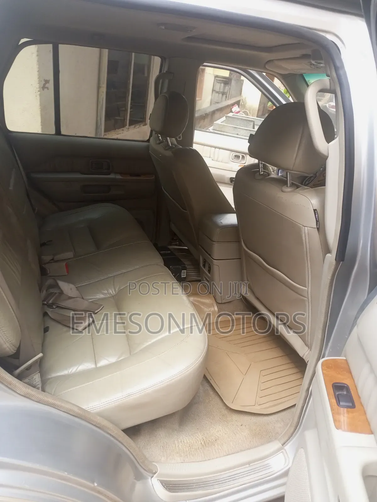Infiniti QX4 2003 Silver