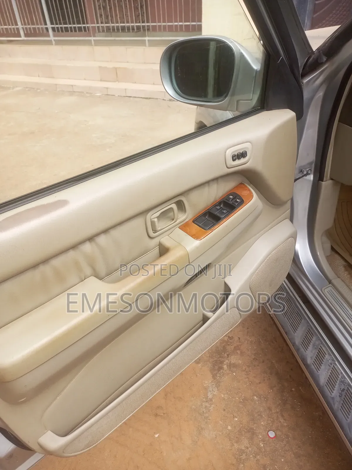 Infiniti QX4 2003 Silver