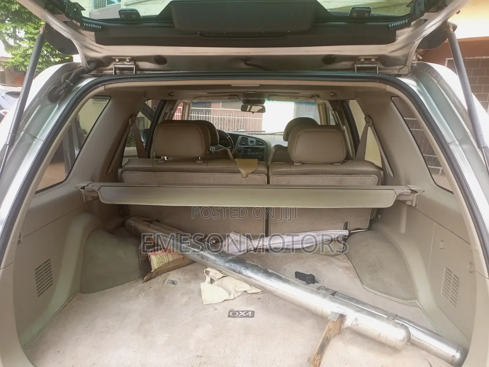 Infiniti QX4 2003 Silver