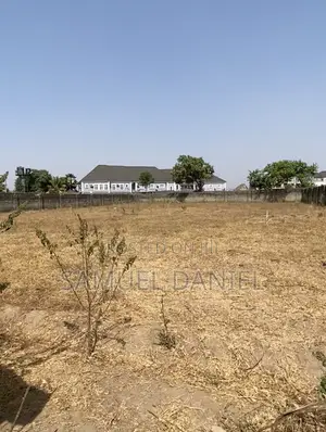 Land in Dakibiyu. 1,356sqm