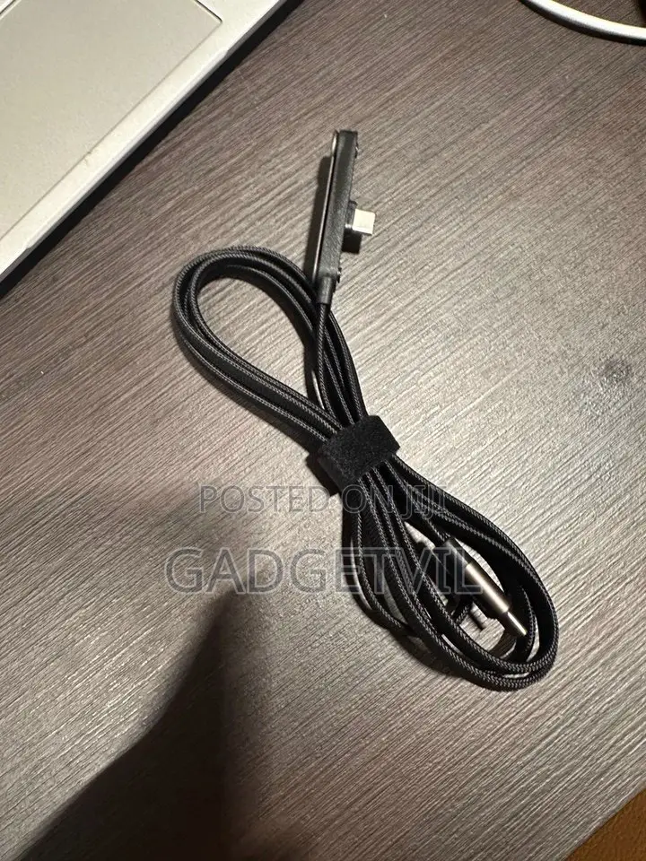 240w Folded Stand Braided Pure Copper Data Cable
