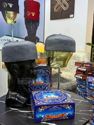 Dara Caps
