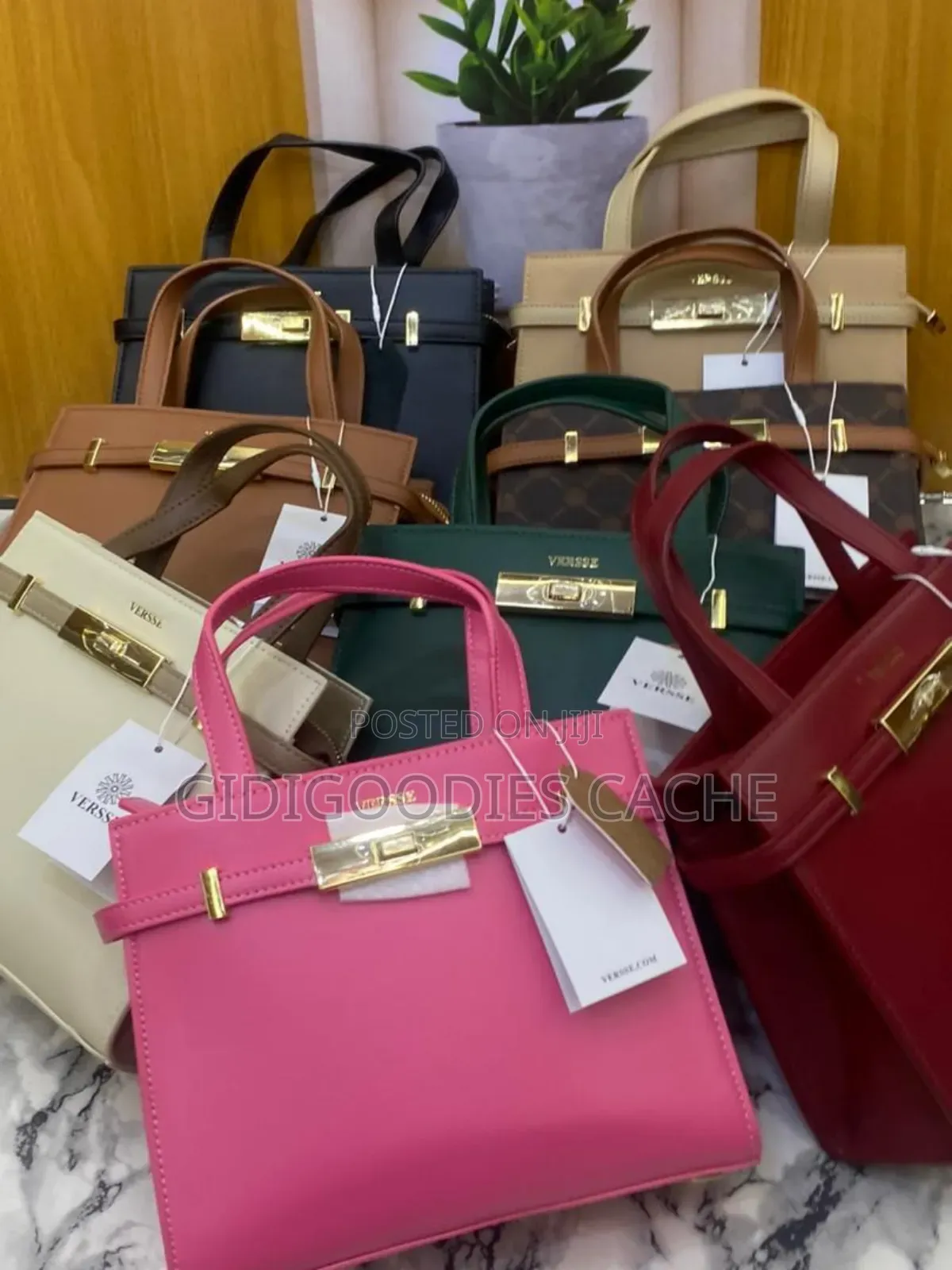 Versse Handbags