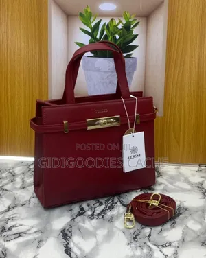 Versse Handbags