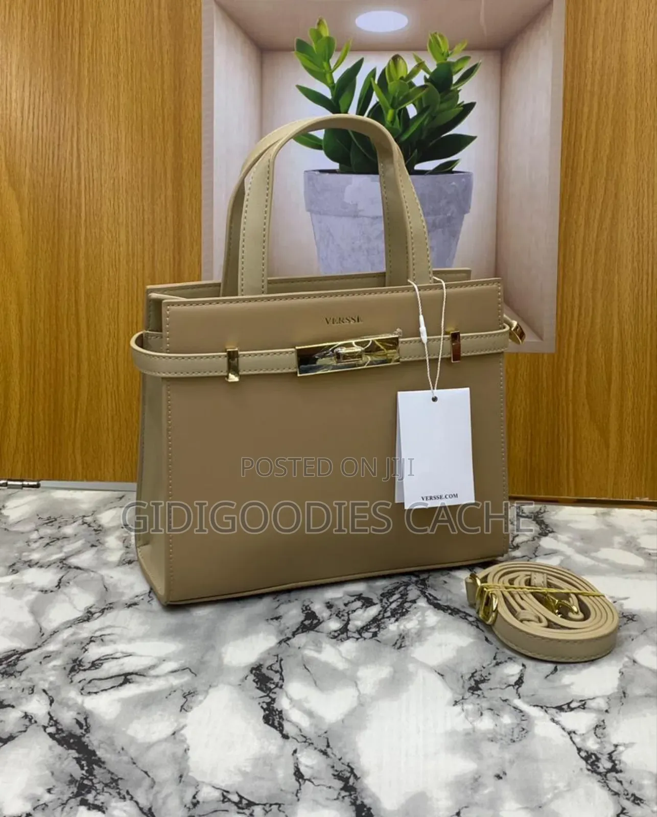Versse Handbags