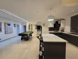 Waterfront 3 Bedroom Apartment
