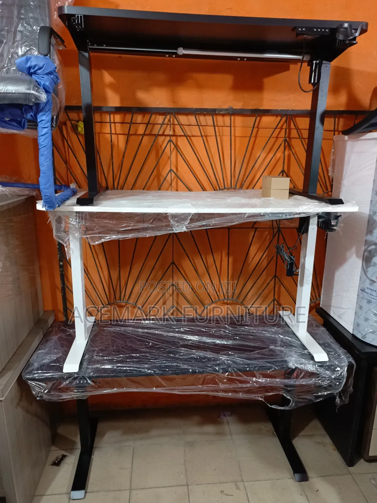 Electric Adjustable Table