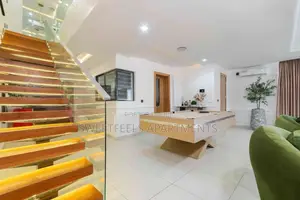 3 Bedroom Maisonette With Snooker Board