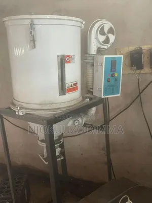 Plastic Moulding Machine