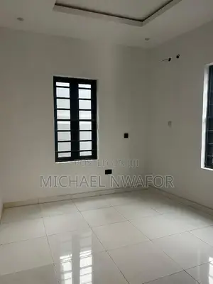 Furnished 3bdrm Apartment in Magodo G R A Phase 2 for sale