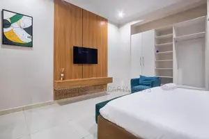 Luxurious and Cozy 3 Bedroom Apartment With Pool and Snooker Board