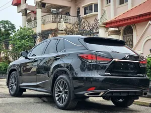 Lexus RX 2022 Black