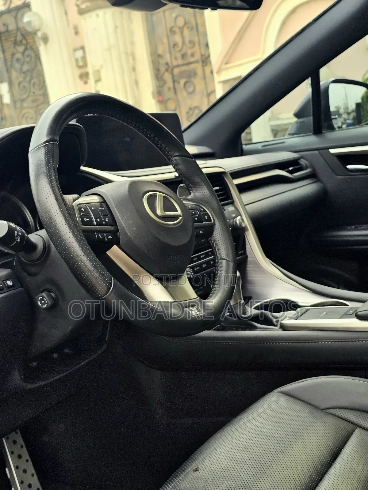 Lexus RX 2022 Black