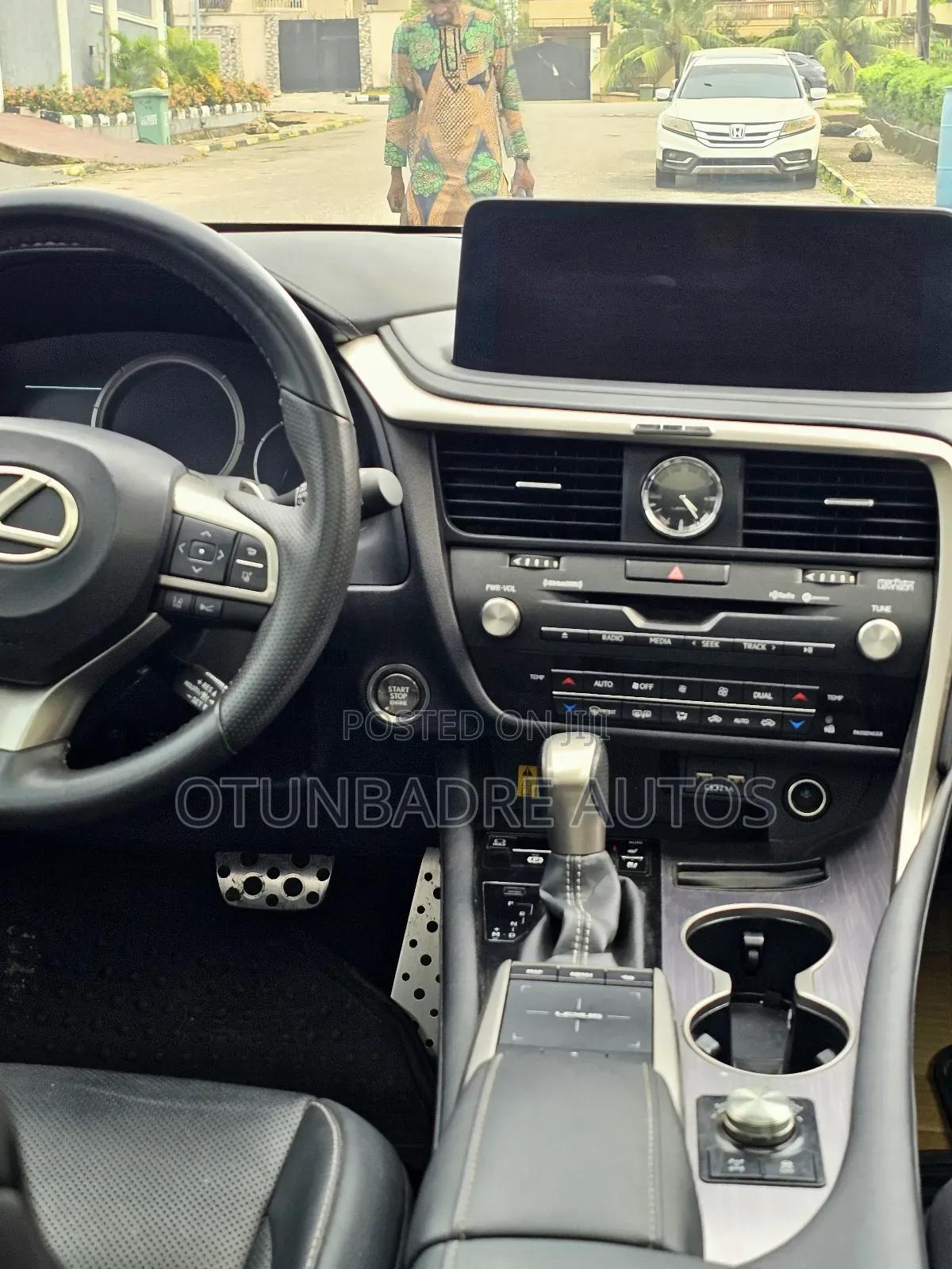 Lexus RX 2022 Black