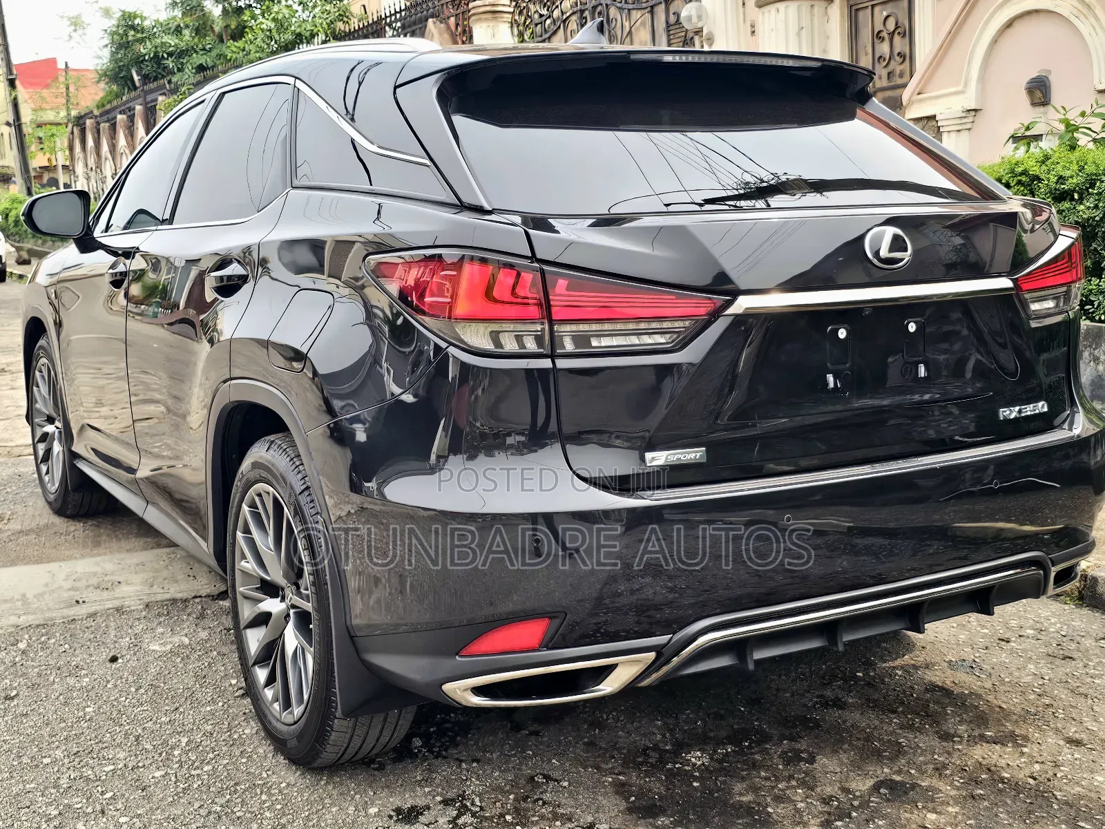 Lexus RX 2022 Black