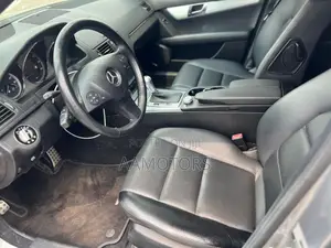 Mercedes-Benz C300 Luxury Sedan RWD (3.0L 6cyl 7A) 2008 Gray