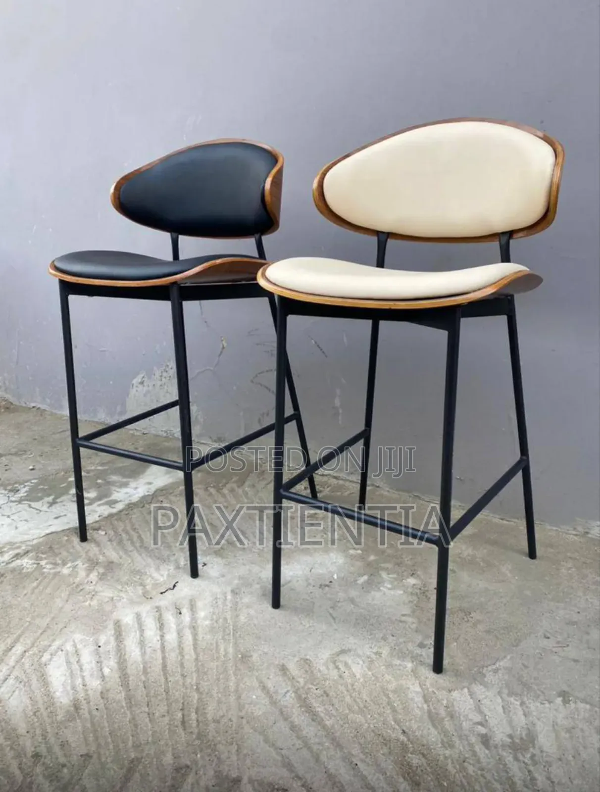 Mid-century Modern Bar Stool