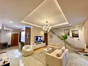 2 Bedroom Maisonette With Ps5 And Swimming Pool