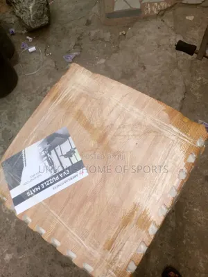 Brown Interlocking Floor Mat (1 Sqm)