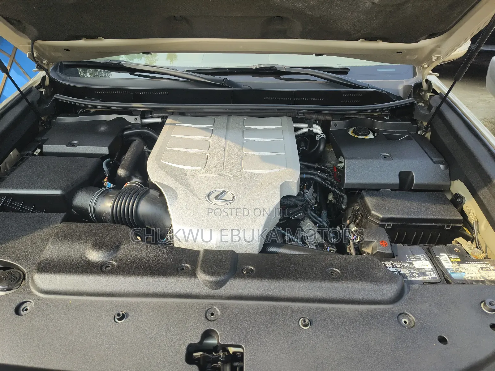 Lexus GX 460 Premium 2012 Gold