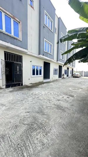 4bdrm Maisonette in Gra, Abijo for rent