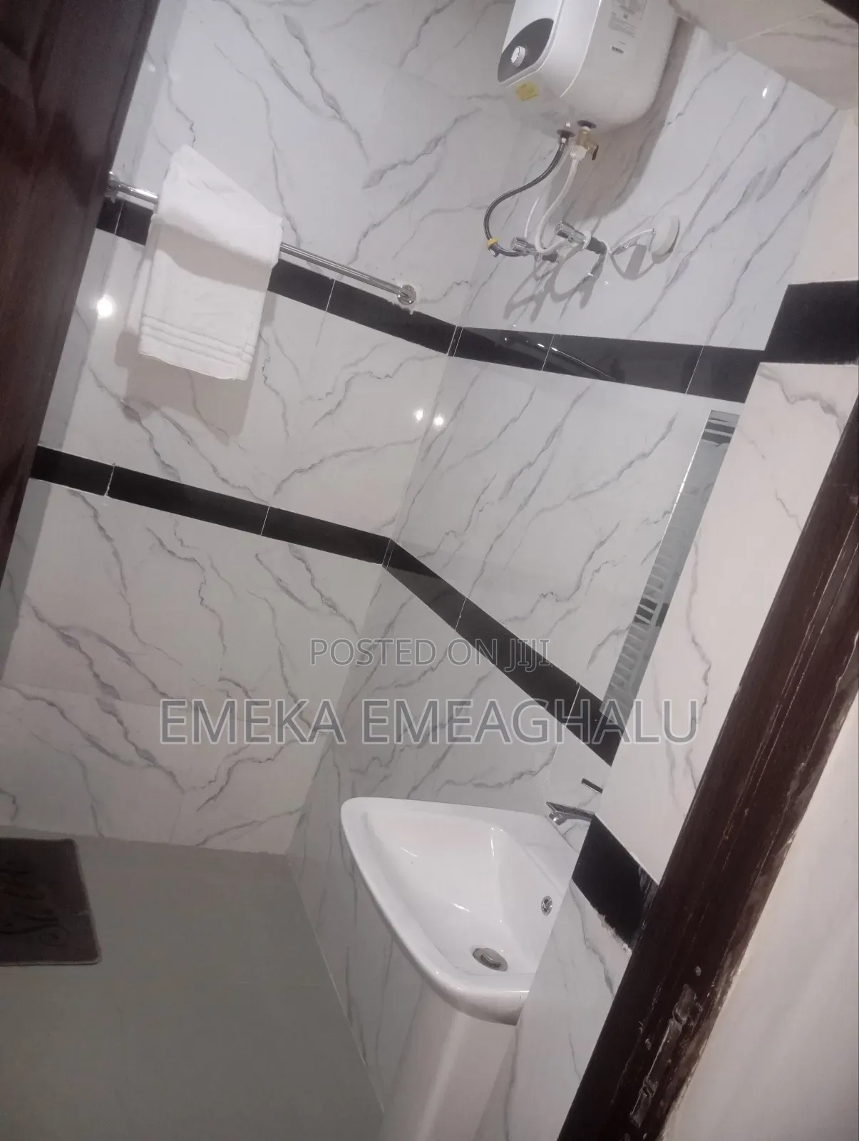 2 Bedroom Flat for Shortlet