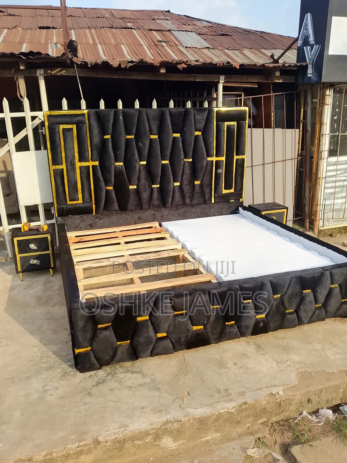 Bed Stand 6by6