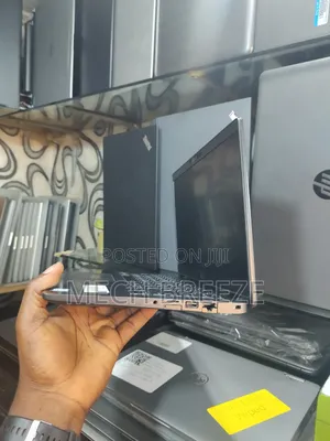 Laptop Dell Latitude 5300 8GB Intel Core I7 SSD 256GB