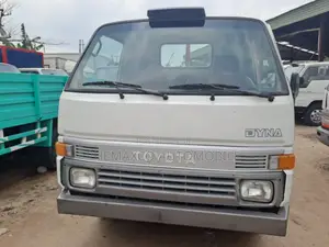 Toyota Dyna100 1999 White