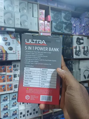 2000OmAh Solar Power Bank With Hand Crank Built-in Cables