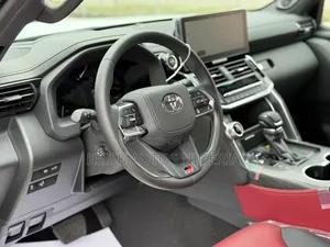 New Toyota Land Cruiser LC300 2025 Black