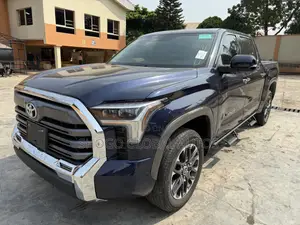 Toyota Tundra Limited 2022 Blue