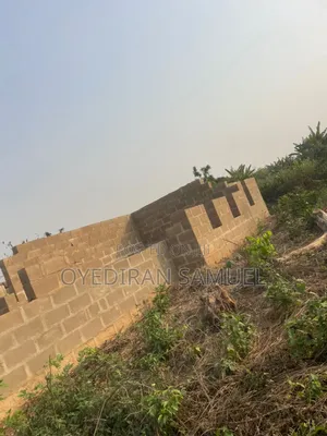 House for Sale at Ibadan, Uncompleted Four Bed Room Flat