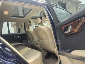 Mercedes-Benz GLK-Class 2012 Blue