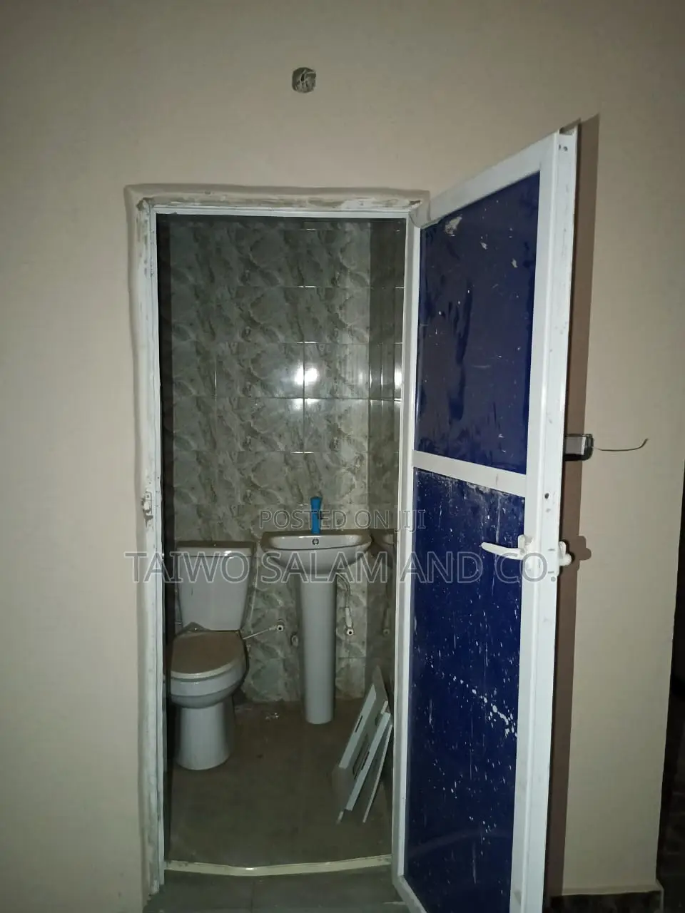 2bdrm Bungalow in Ibadan Polytechnic/University for sale