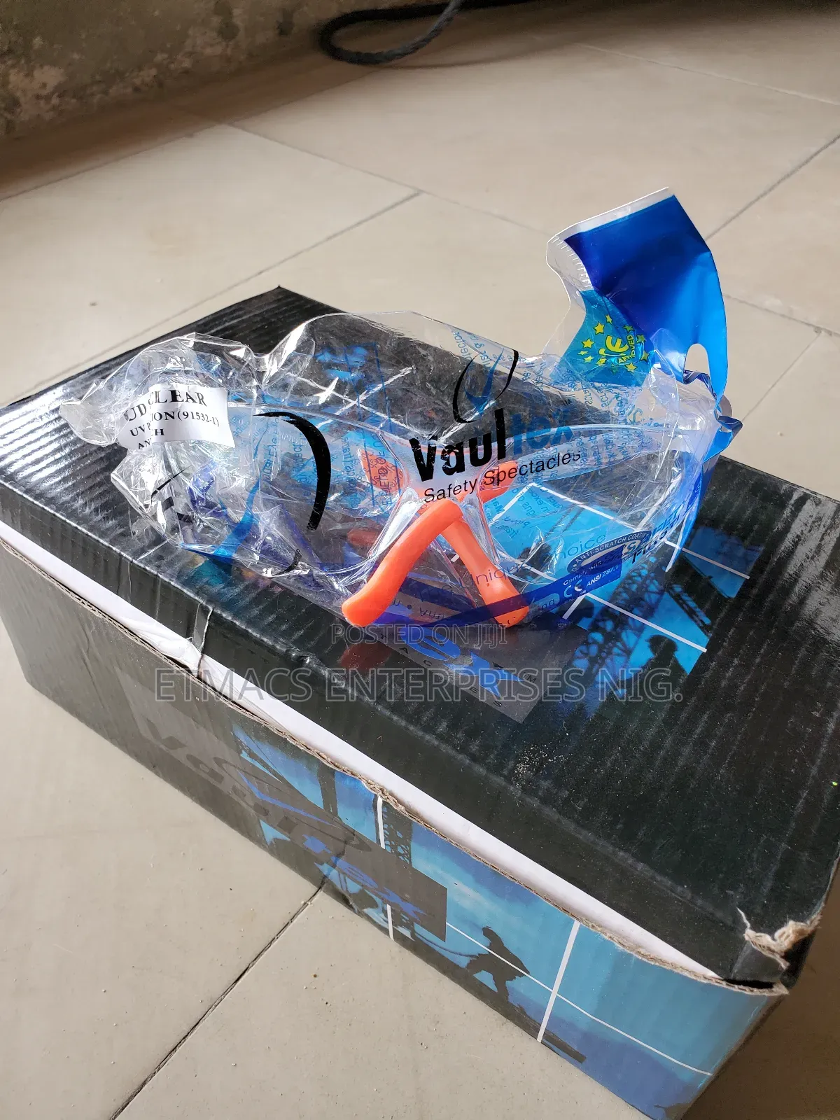 Vaultex Eye Google